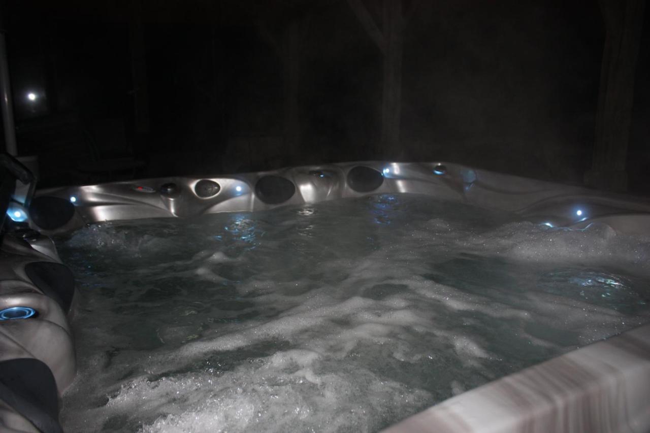 Pleucadeuc Domaine De La Prevostais Bed & Breakfast エクステリア 写真
